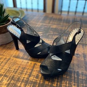 Sexy Gianni Bini heels